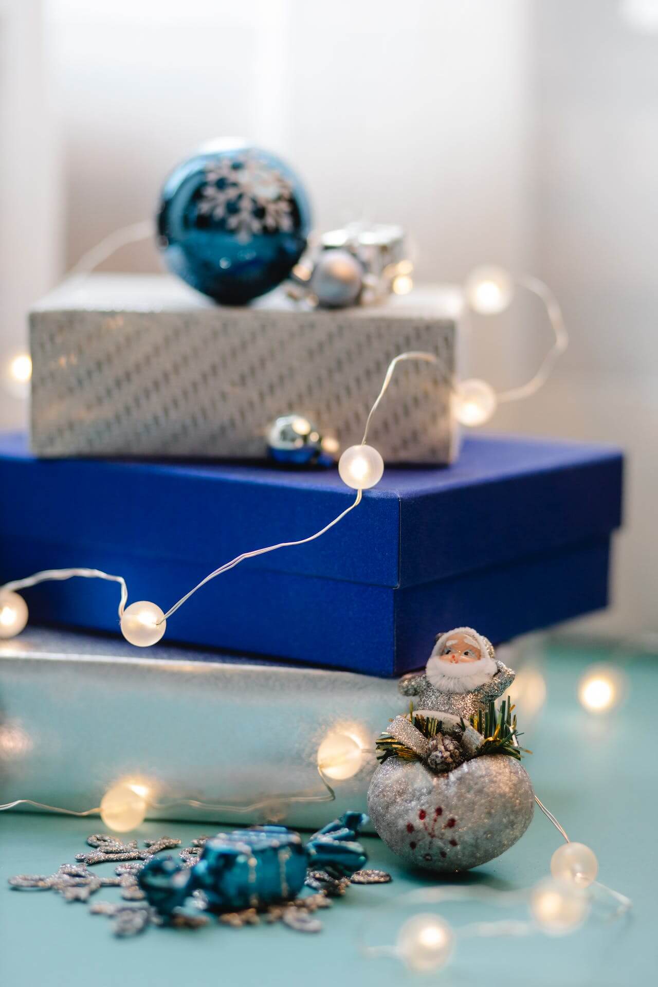 The Environmental Impact of Gift Wrapping Paper: What You Need to Know