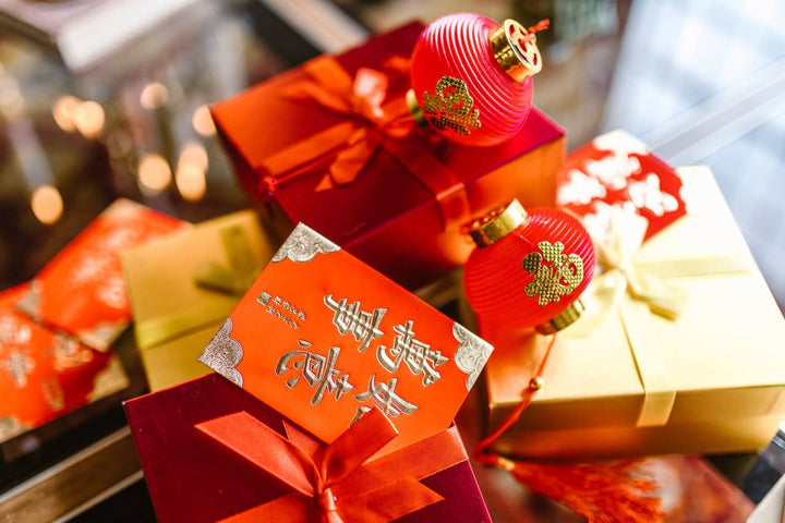 Gift Wrapping Paper and Tags to Enhance Your Gift-Giving Experience