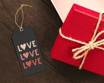 Love Love Love Gift Tags - Set of 10